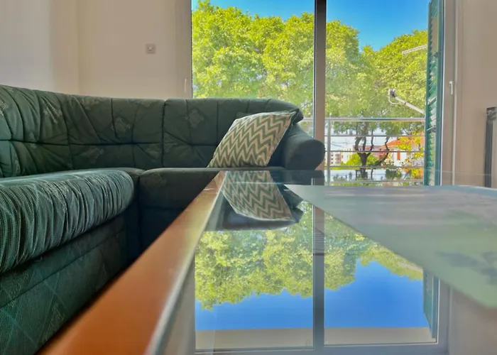 Lemon Tree Apartamento