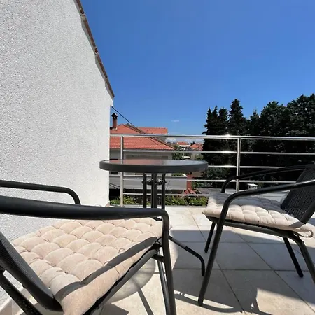 Lemon Tree Apartment Zadar